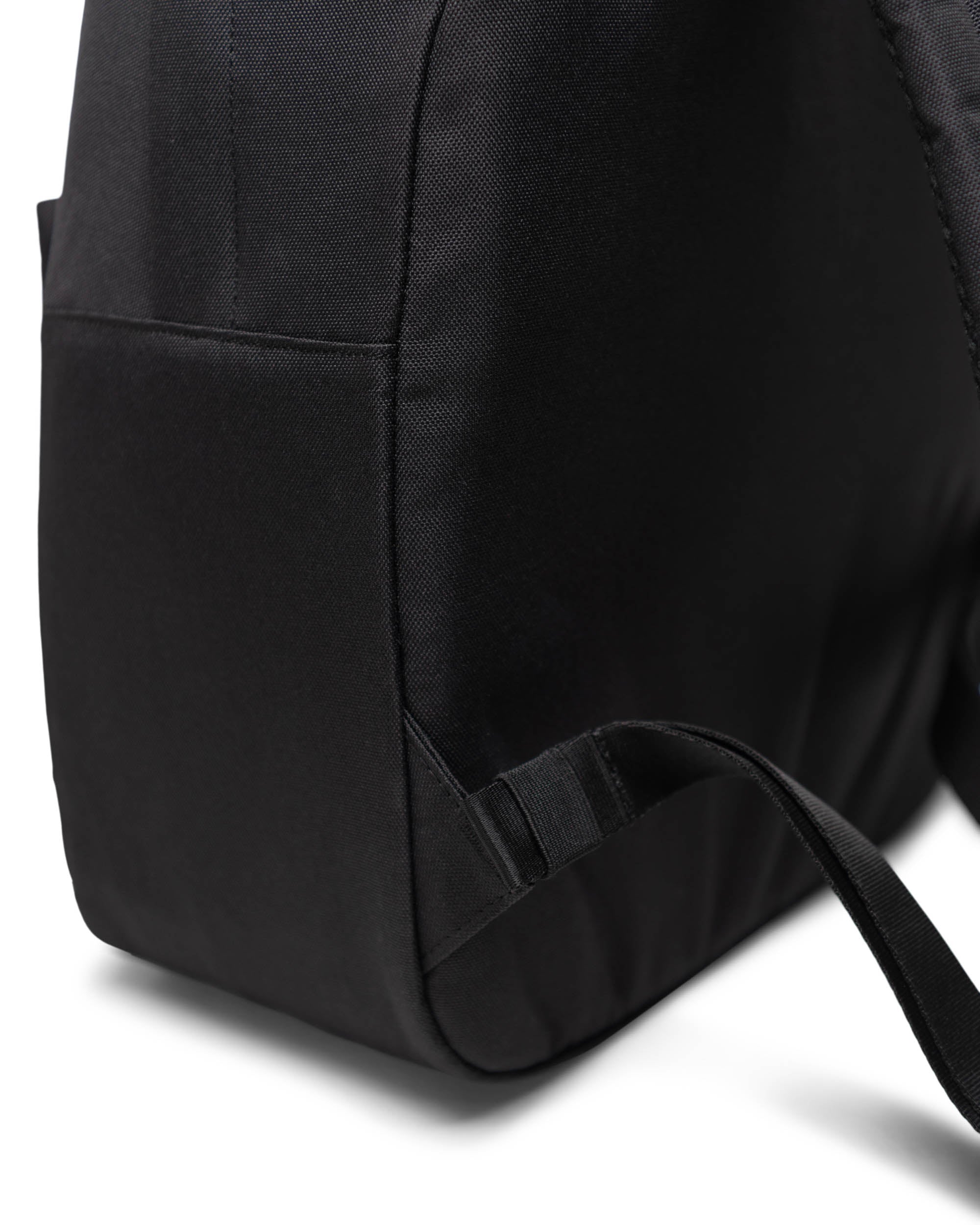 Herschel Classic backpack black strap detail