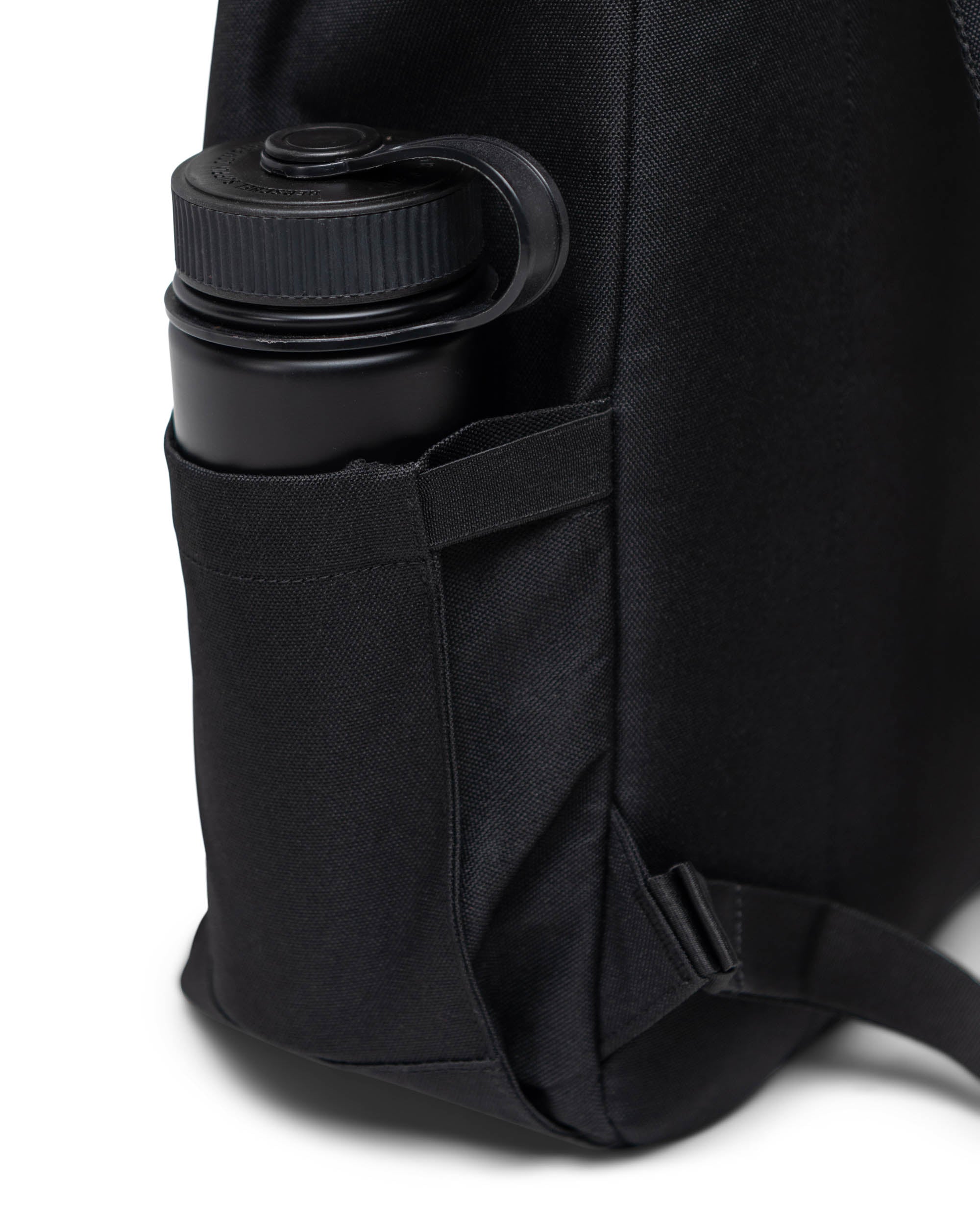 Herschel Retreat small backpack bottle detail