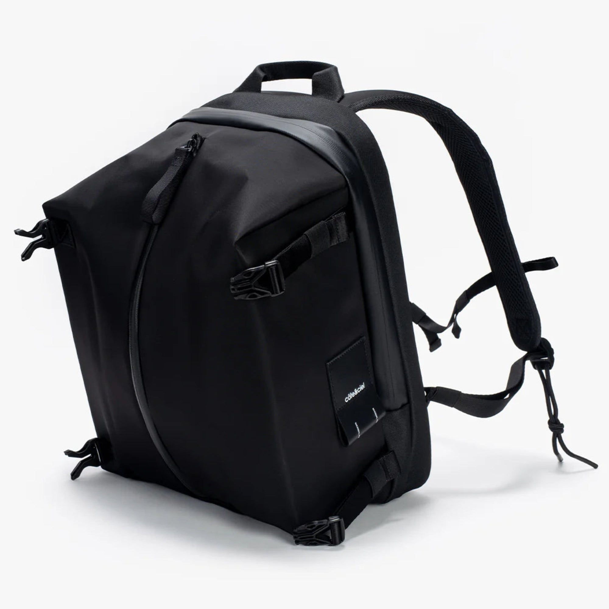 Côte&Ciel Yukon Sleek backpack expandable front compartment