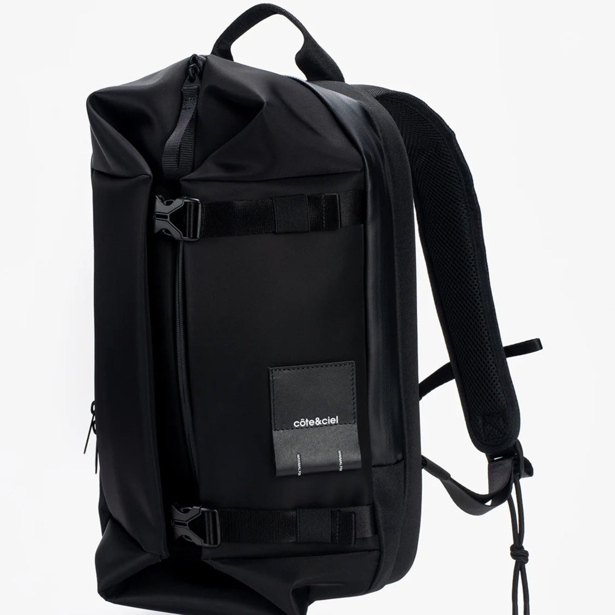 Côte&Ciel Yukon Sleek backpack side view