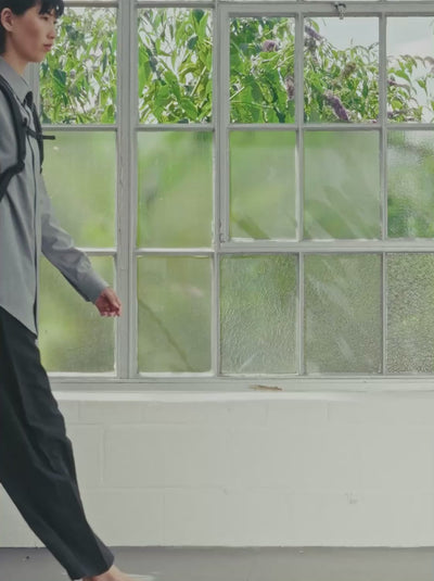 Côte&Ciel Saru Sleek black backpack on body video